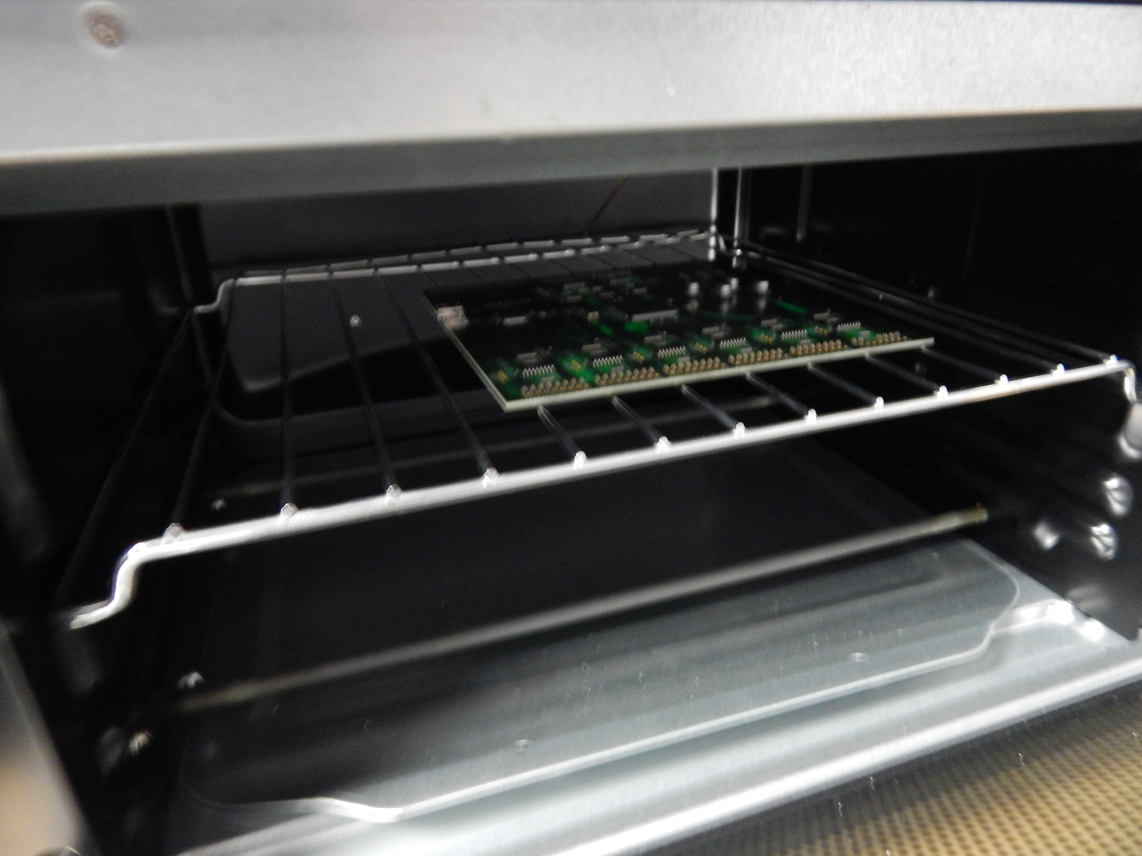 envelop verzekering zoom Soldering with our DIY reflow oven – Hardsploit by Serma Safety and  Security – S³